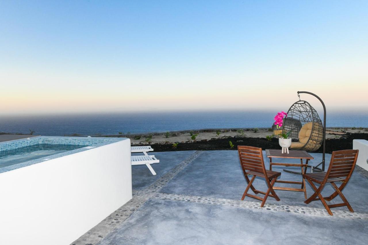 Luxe Efis Home Sea View 4 Villas & 4 Prive Jacuzzi 易莫洛林 外观 照片