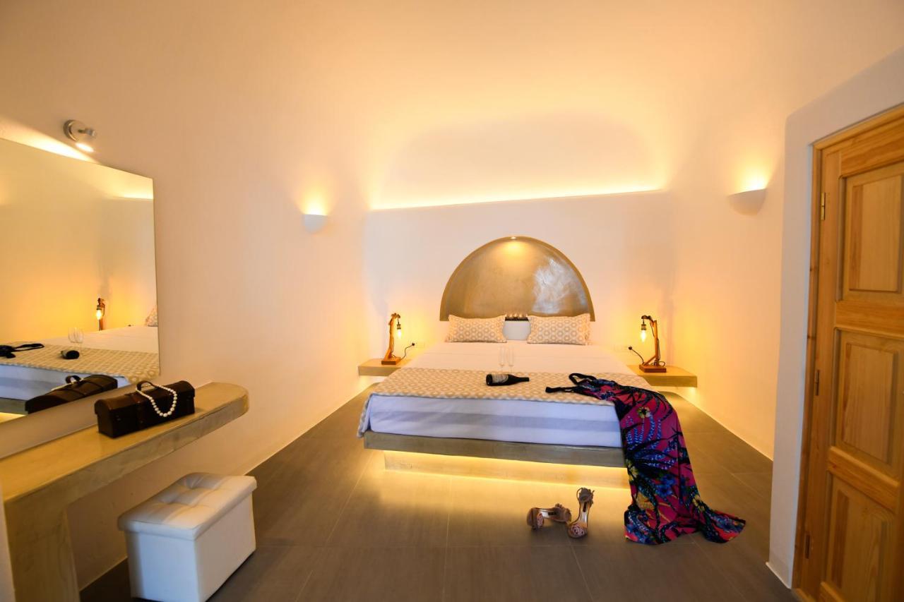 Luxe Efis Home Sea View 4 Villas & 4 Prive Jacuzzi 易莫洛林 外观 照片