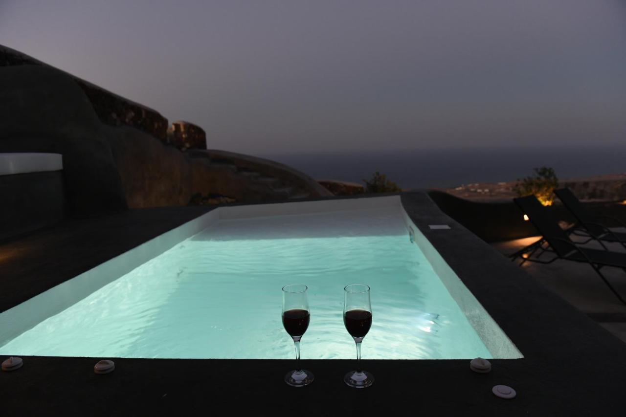 Luxe Efis Home Sea View 4 Villas & 4 Prive Jacuzzi 易莫洛林 外观 照片