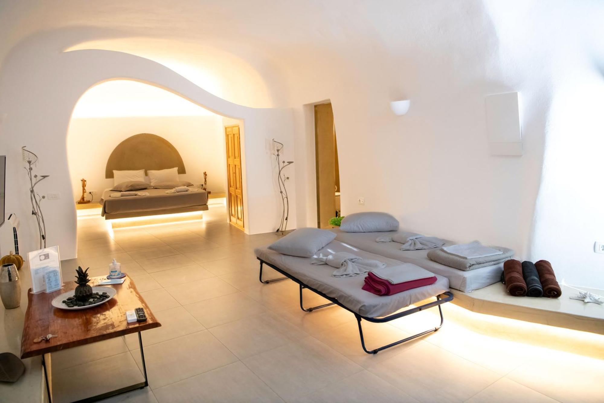 Luxe Efis Home Sea View 4 Villas & 4 Prive Jacuzzi 易莫洛林 外观 照片