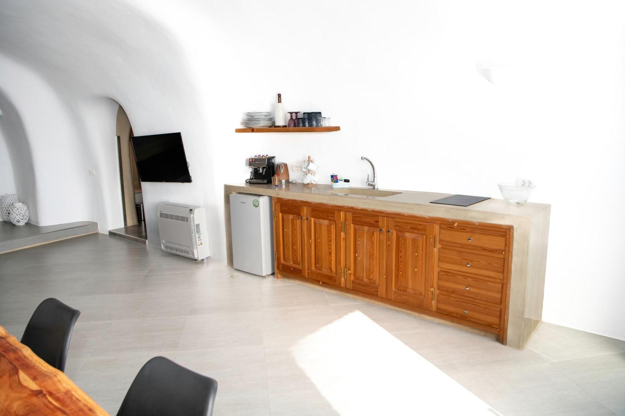 Luxe Efis Home Sea View 4 Villas & 4 Prive Jacuzzi 易莫洛林 外观 照片